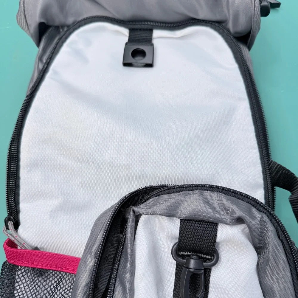 Outdoor Products Hydration Backpack Men OS White Gray Red Hiking Trail Pack 2 L